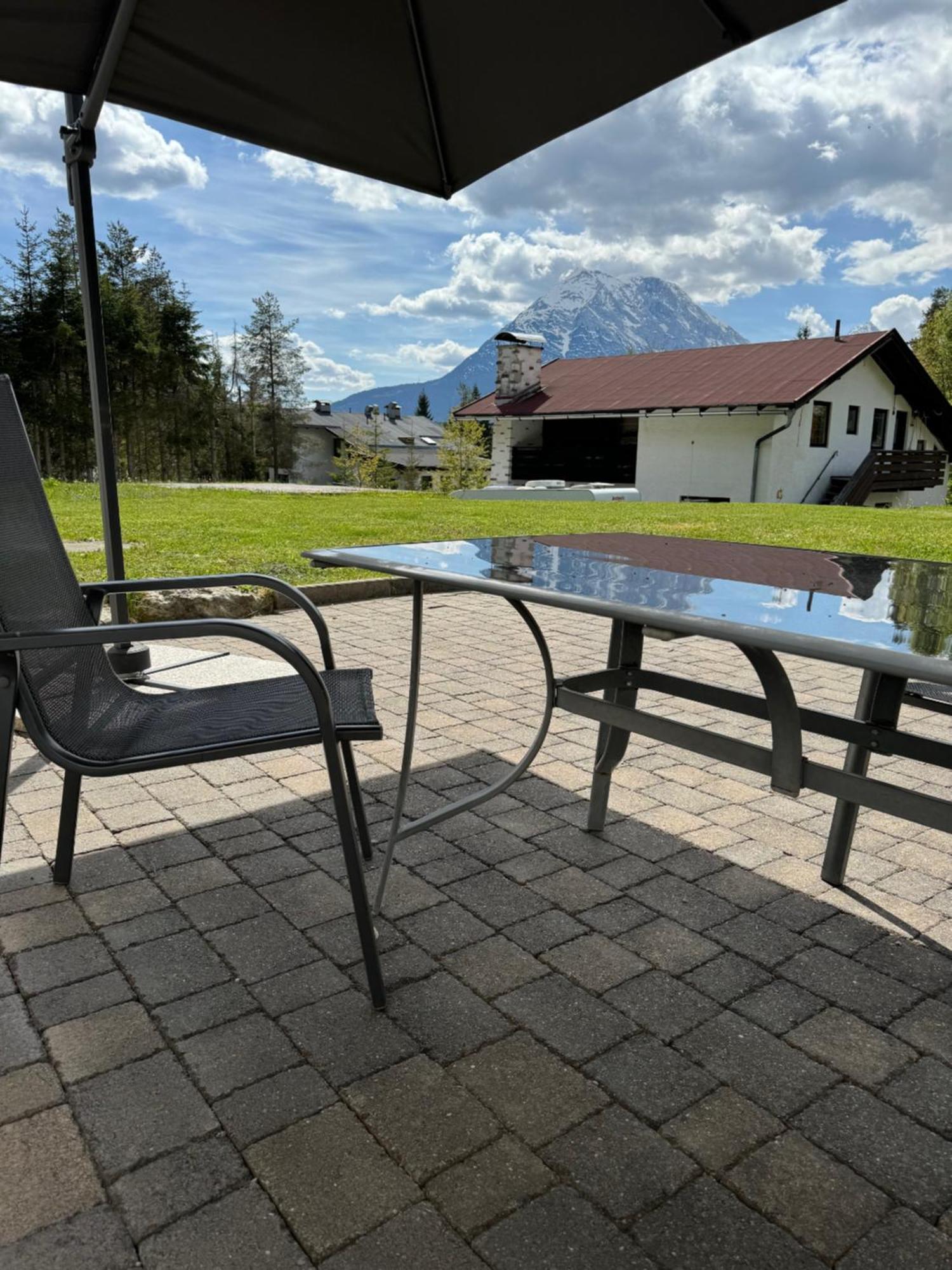 Alpenmond Appartment Halbmond 로이타쉬 외부 사진
