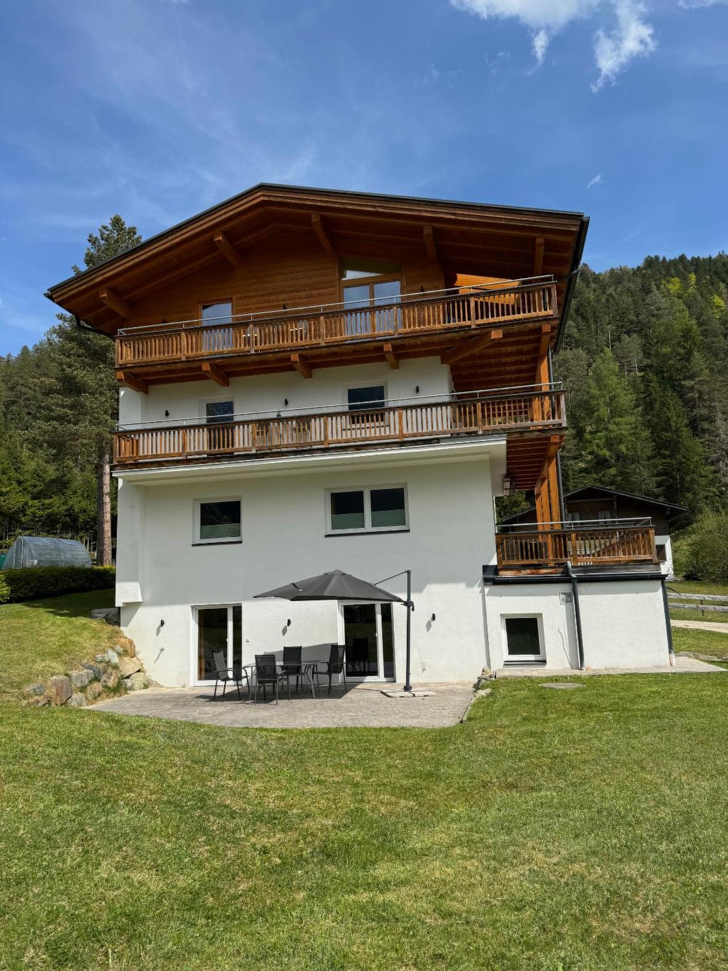 Alpenmond Appartment Halbmond 로이타쉬 외부 사진